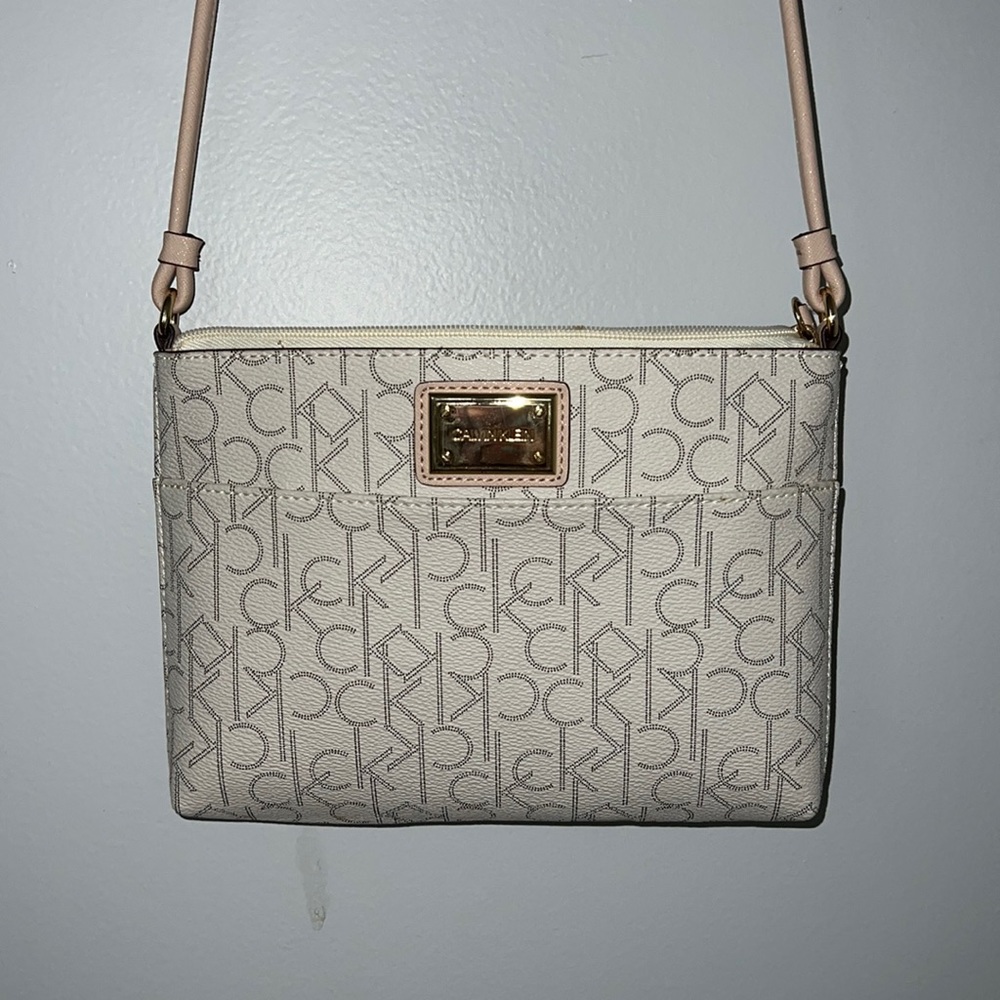 Calvin Klein crossbody